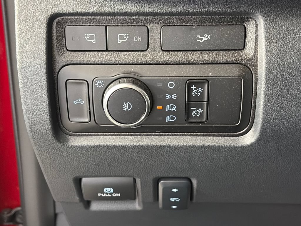 Certified 2024 Ford F250 Lariat w/ Lariat Ultimate Package AWD/4WD image 24