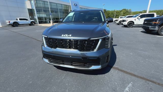 Used 2025 Kia Sorento S w/ Panoramic Sunroof Package FWD image 3