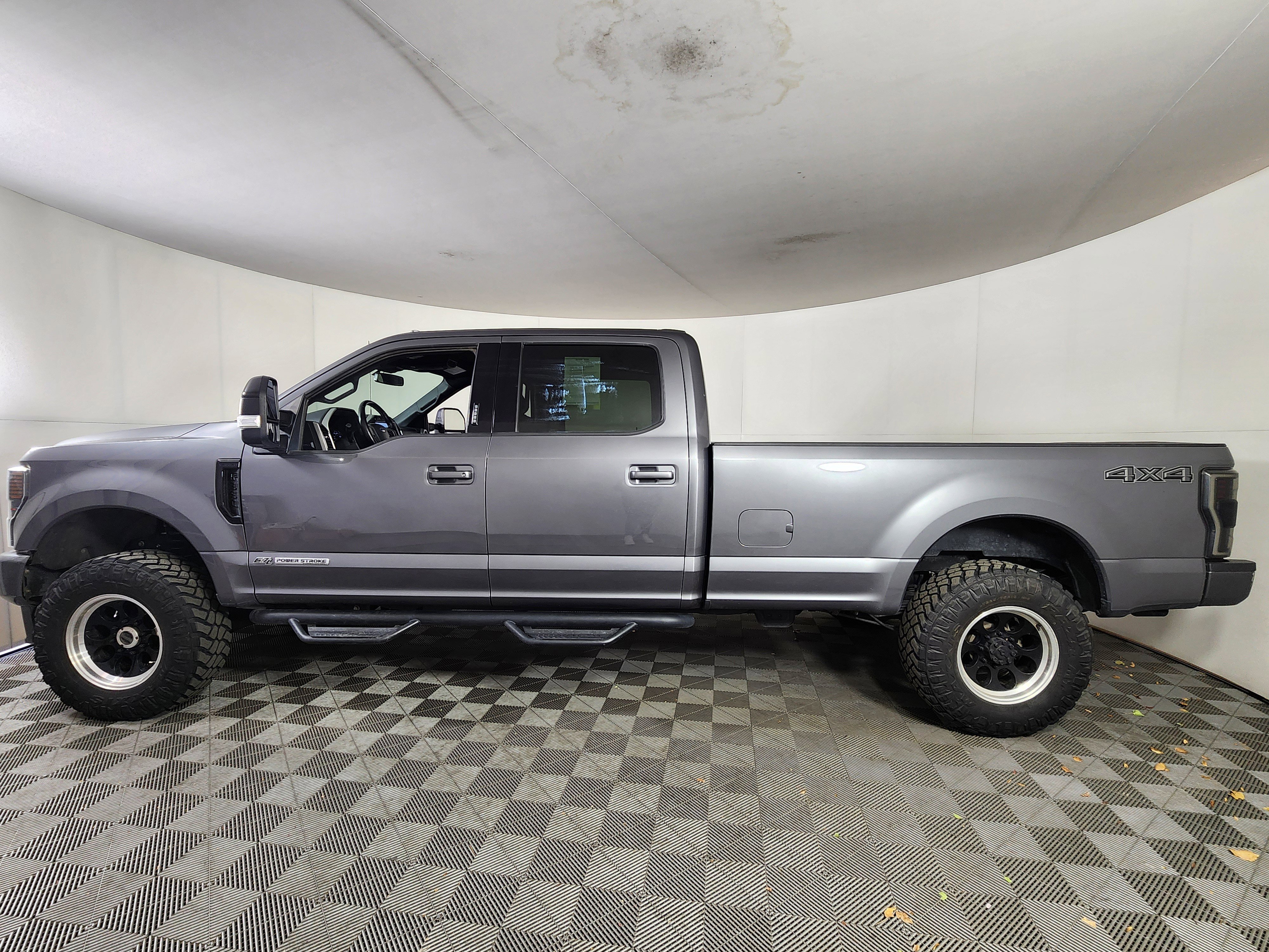 Certified 2022 Ford F350 Lariat image 4