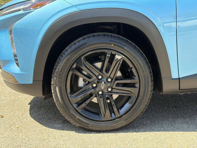 Used 2025 Chevrolet Trax ACTIV w/ Driver Confidence Package FWD image 10