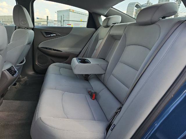 Used 2025 Chevrolet Malibu LT FWD image 14