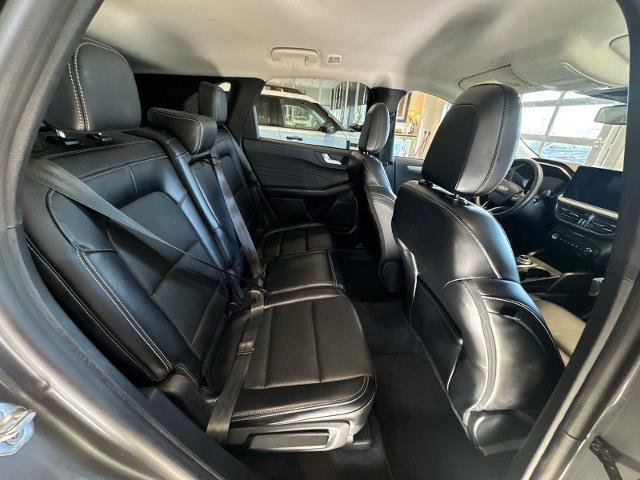 Certified 2024 Ford Escape Platinum image 25