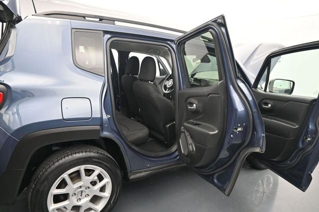 Used 2022 Jeep Renegade Sport w/ Sport Appearance Group AWD/4WD image 13