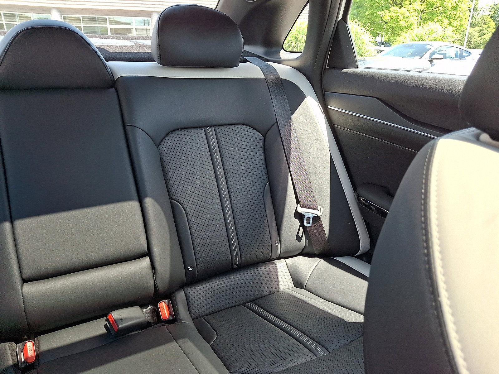 Used 2025 Kia K5 GT-Line w/ GT-Line Premium Package AWD/4WD image 19