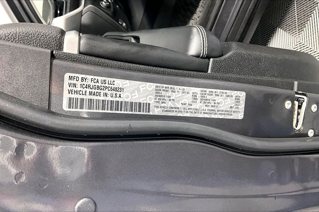 Used 2023 Jeep Grand Cherokee Limited RWD image 31