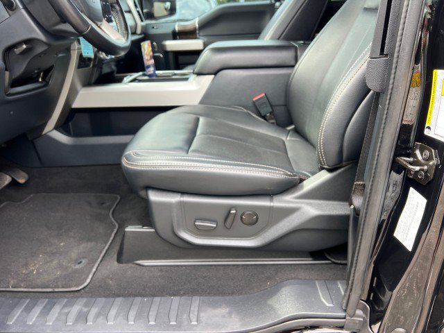 Certified 2022 Ford F350 Lariat w/ Lariat Value Package AWD/4WD image 11