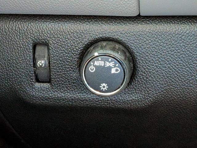 Used 2022 Chevrolet Colorado W/T w/ Custom Special Edition image 24