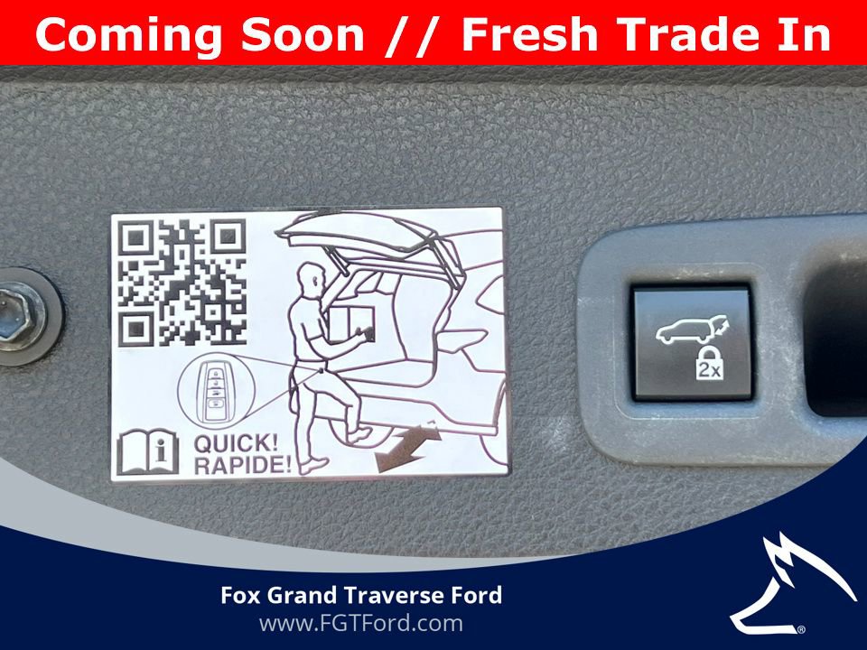 Used 2023 Toyota Sienna XLE FWD image 33
