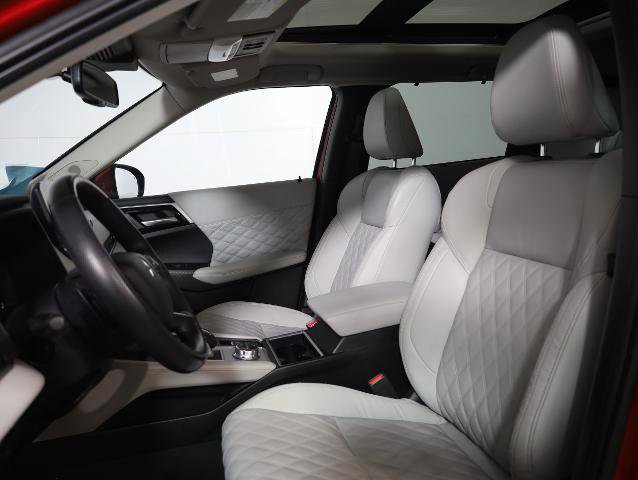 Used 2023 Mitsubishi Outlander SEL image 8