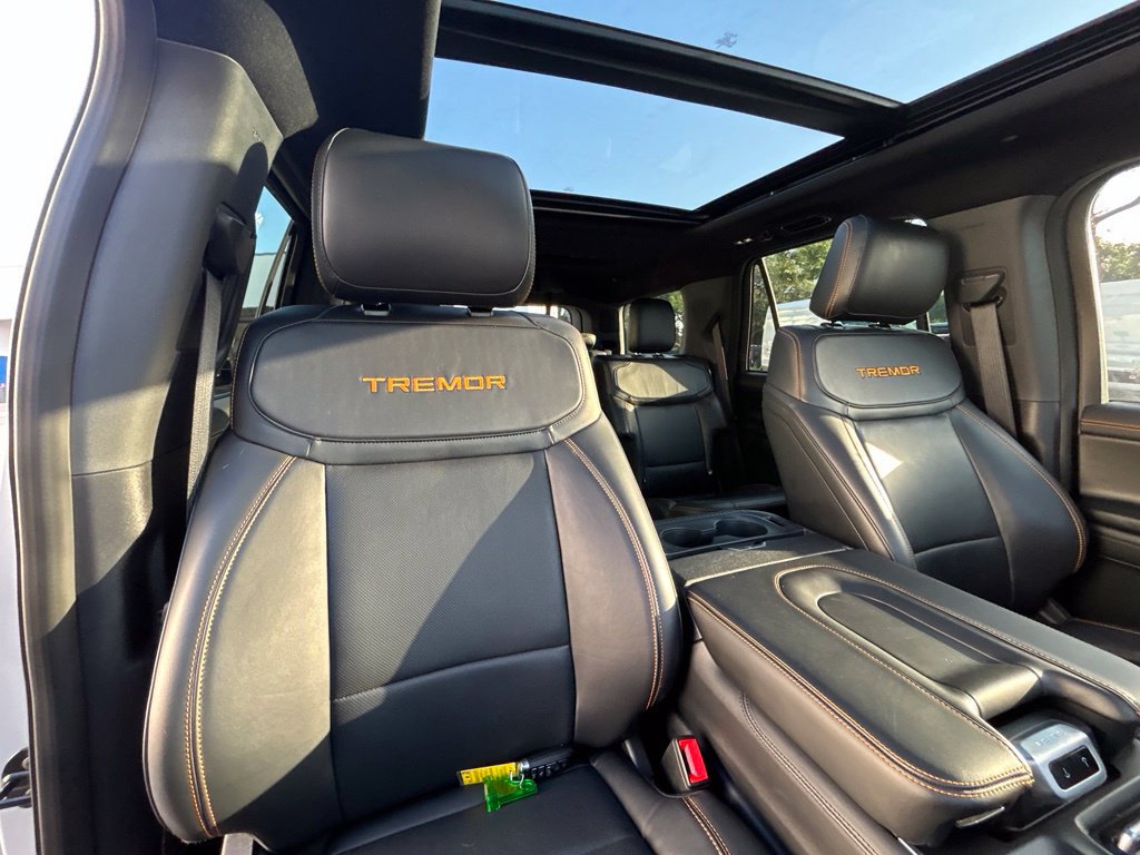 Certified 2025 Ford Expedition Tremor AWD/4WD image 29