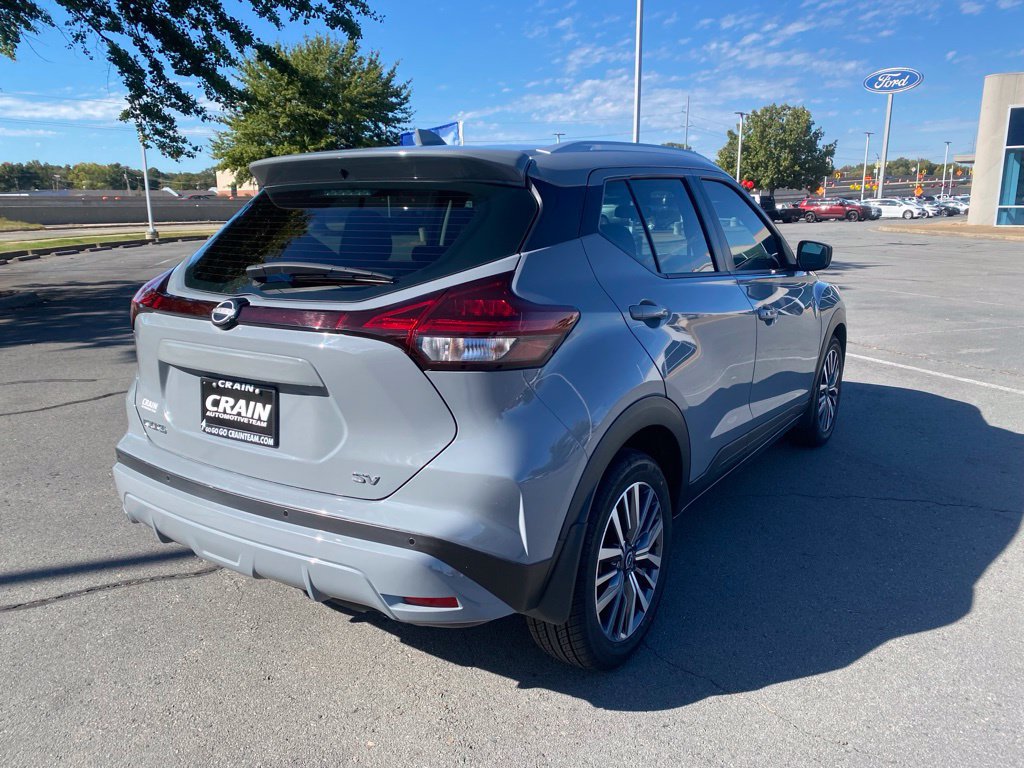 Used 2023 Nissan Kicks SV FWD image 7