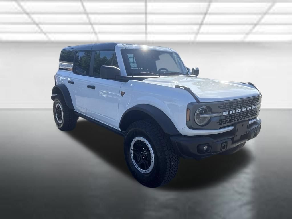 Certified 2025 Ford Bronco Badlands w/ Sasquatch Package AWD/4WD image 7