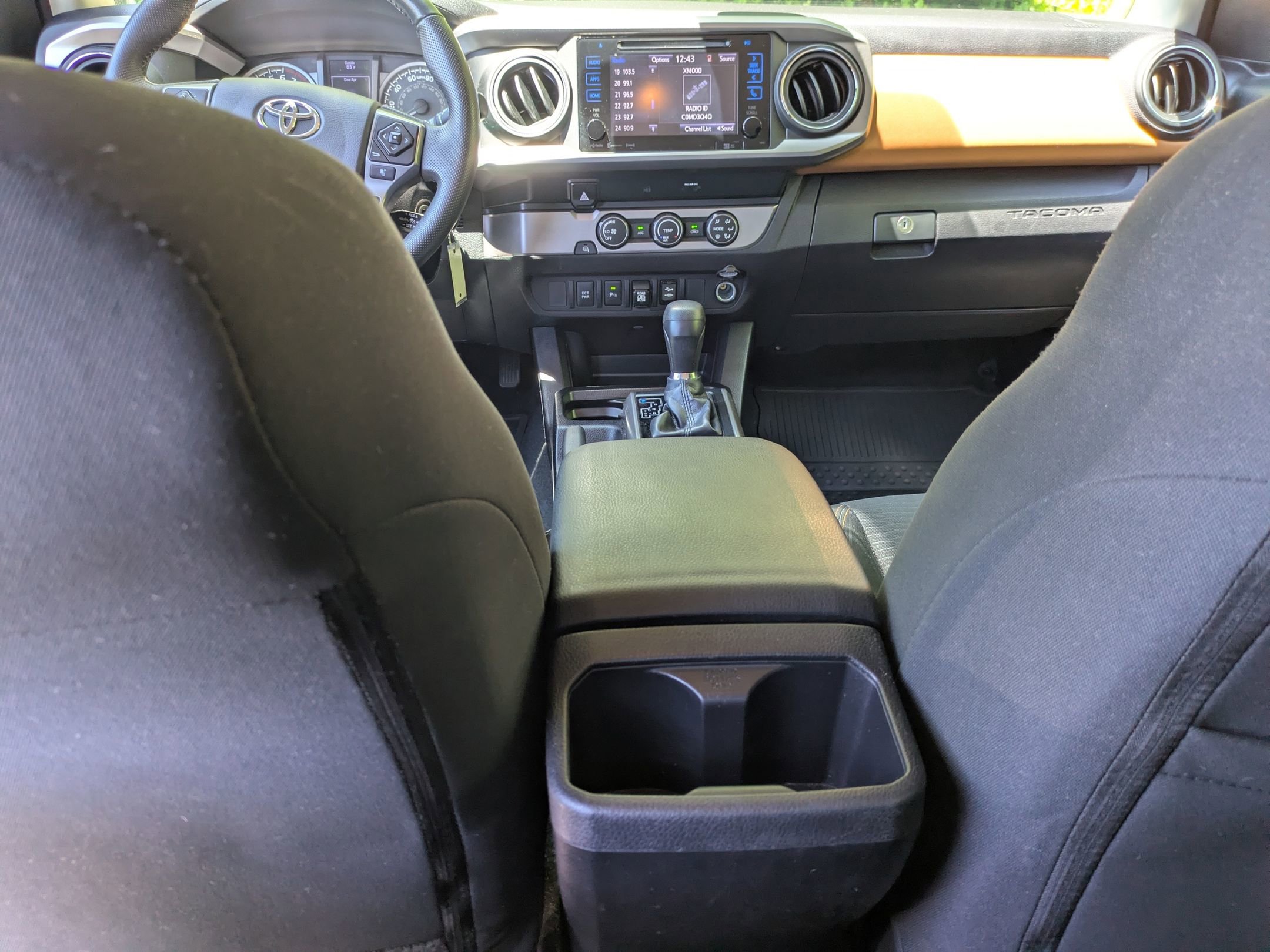 Used 2019 Toyota Tacoma SR5 RWD image 26