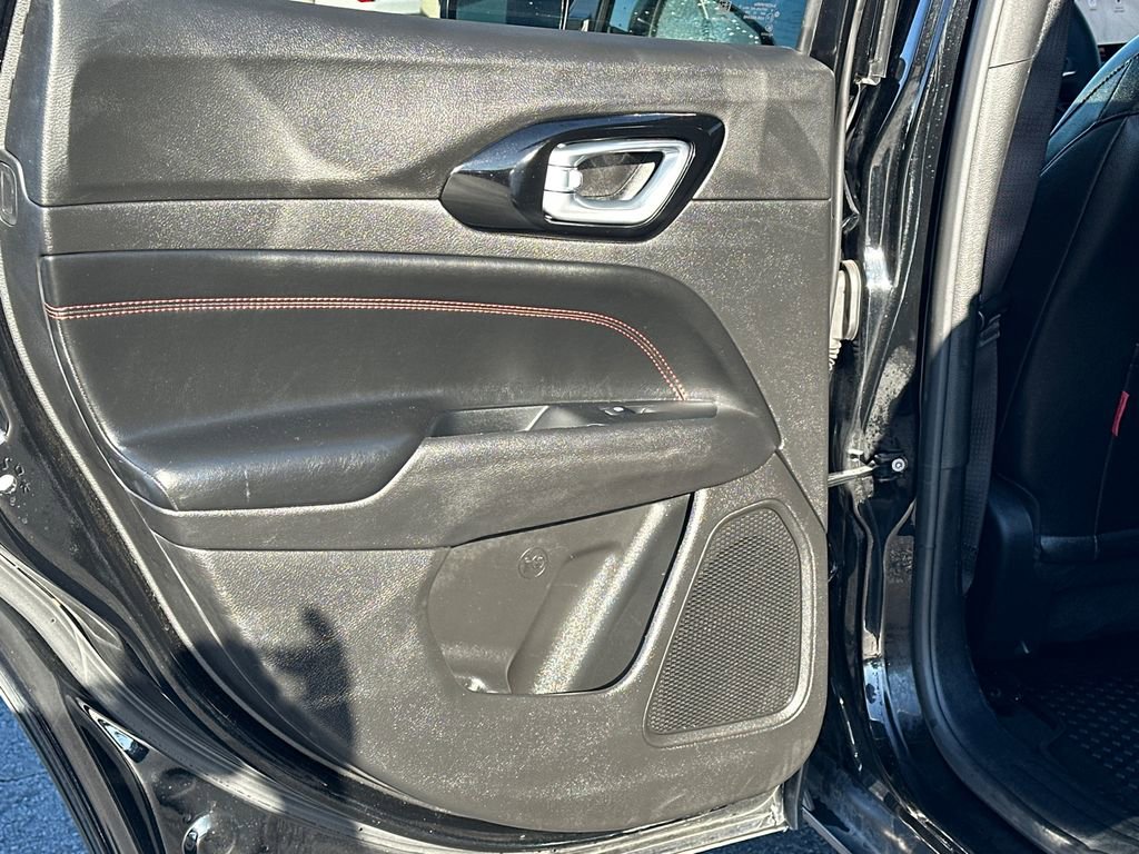 Used 2025 Jeep Compass Trailhawk w/ Trailhawk Elite Group image 21