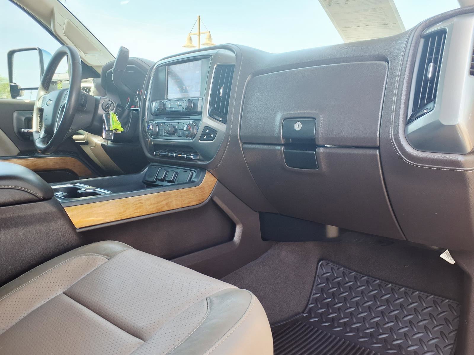 Used 2019 Chevrolet Silverado 2500 LTZ w/ Duramax Plus Package AWD/4WD image 12