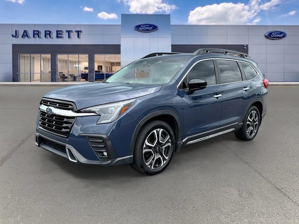 Used 2024 Subaru Ascent Touring w/ Popular Package #2 AWD/4WD image 3