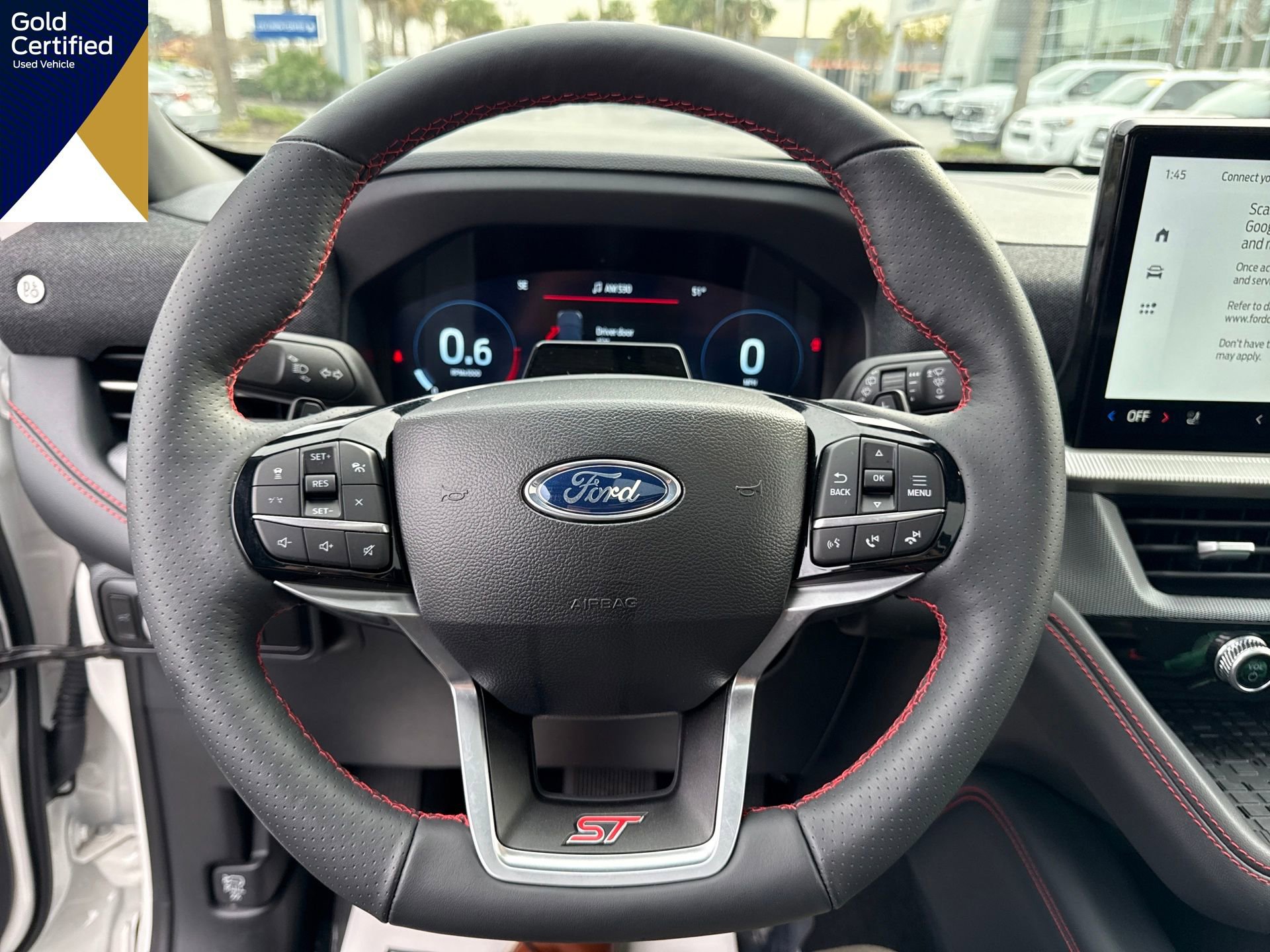 Certified 2025 Ford Explorer ST image 30