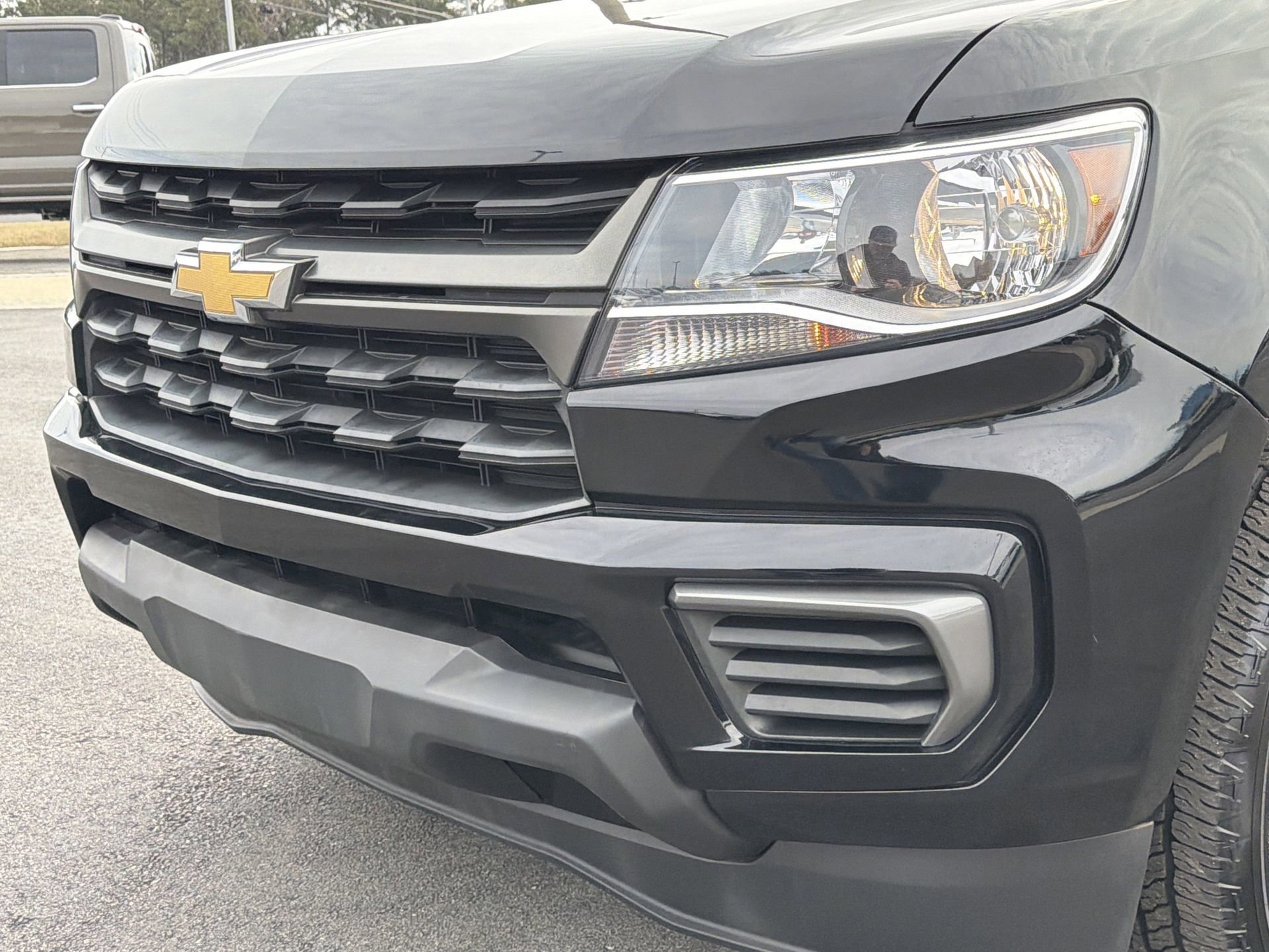 Used 2022 Chevrolet Colorado LT w/ Fleet Safety Package image 28