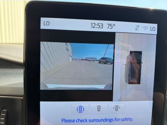 Certified 2023 Ford Explorer Platinum w/ Technology Package AWD/4WD image 22