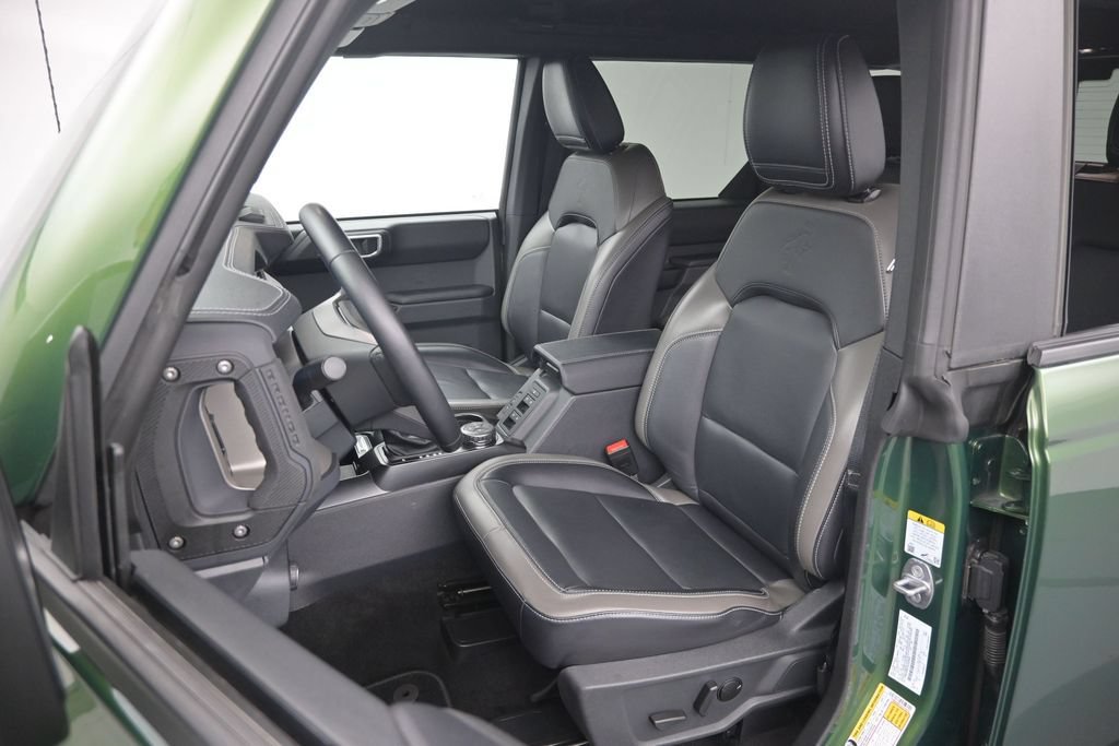 Certified 2025 Ford Bronco Outer Banks AWD/4WD image 15