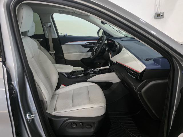 Used 2024 Buick Envision Avenir AWD/4WD image 21