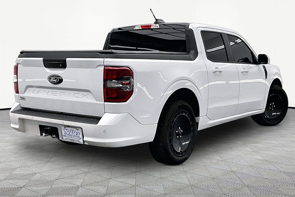 Certified 2025 Ford Maverick Lobo AWD/4WD image 2