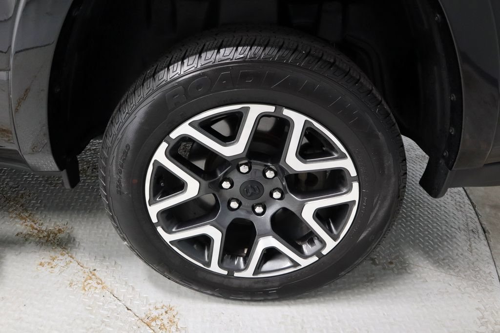 Used 2025 RAM 1500 Laramie w/ Sport Appearance Package AWD/4WD image 20