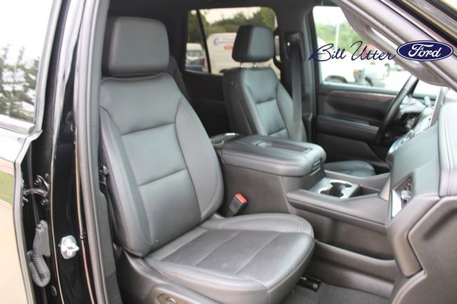 Used 2023 Chevrolet Tahoe Z71 w/ Luxury Package AWD/4WD image 11