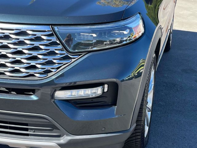 Certified 2022 Ford Explorer Platinum w/ Equipment Group 601A AWD/4WD image 9