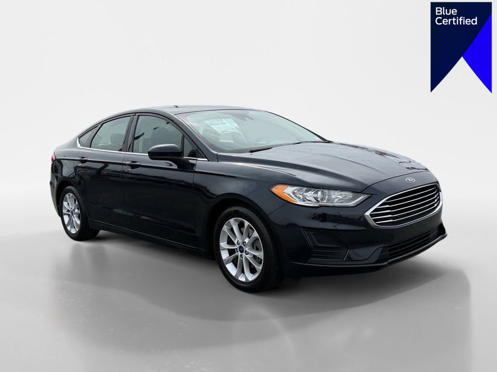 Certified 2020 Ford Fusion SE image 1