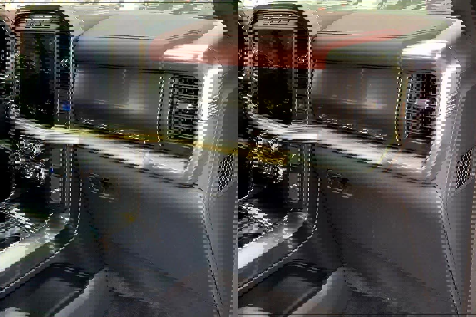 Certified 2022 Ford F150 Lariat image 17