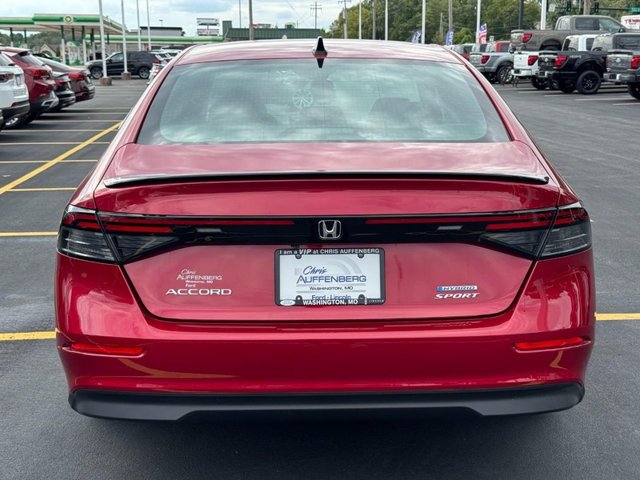 Used 2025 Honda Accord Sport image 4