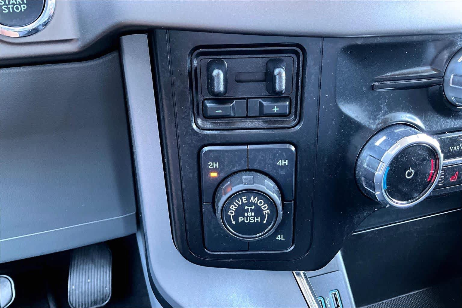 Certified 2024 Ford F150 XLT w/ Equipment Group 302A MID AWD/4WD image 33