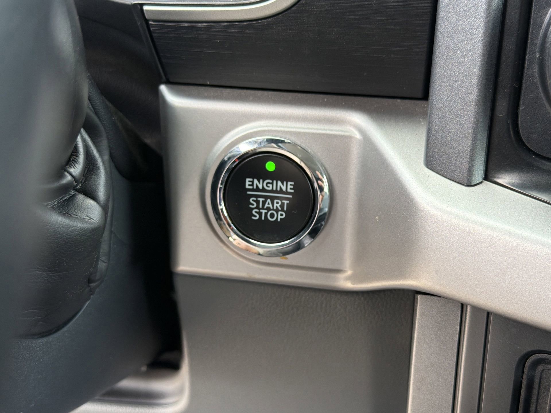 Certified 2022 Ford F150 XLT w/ Equipment Group 302A High image 18