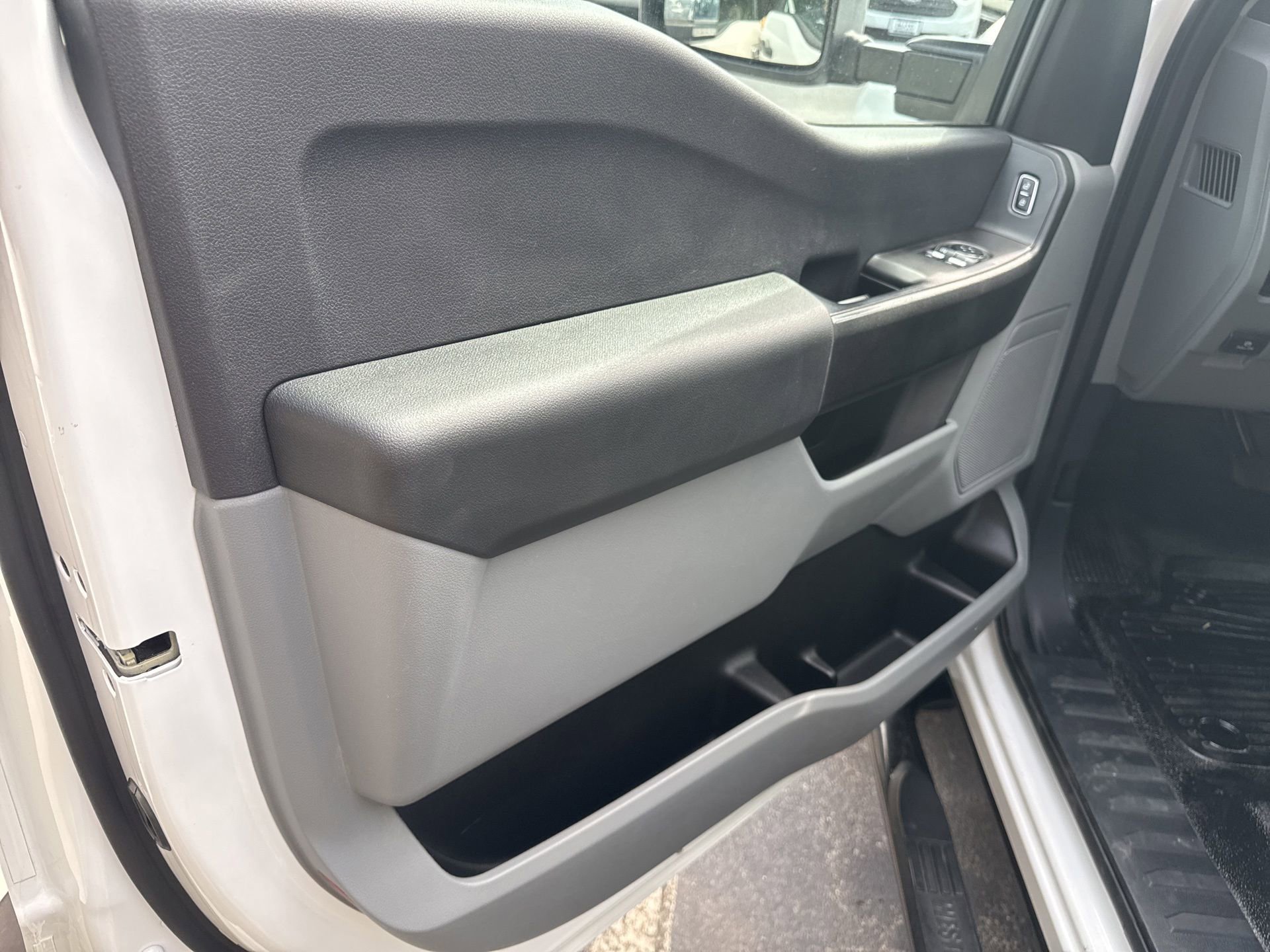 Certified 2023 Ford F250 XL w/ XL Driver Assist Package RWD image 8