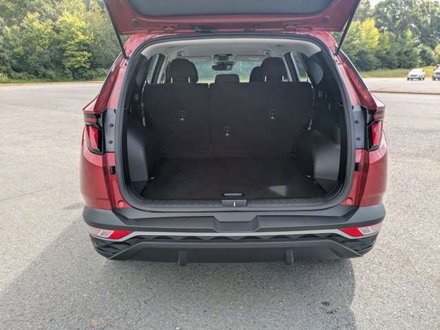 Used 2024 Hyundai Tucson SE image 28