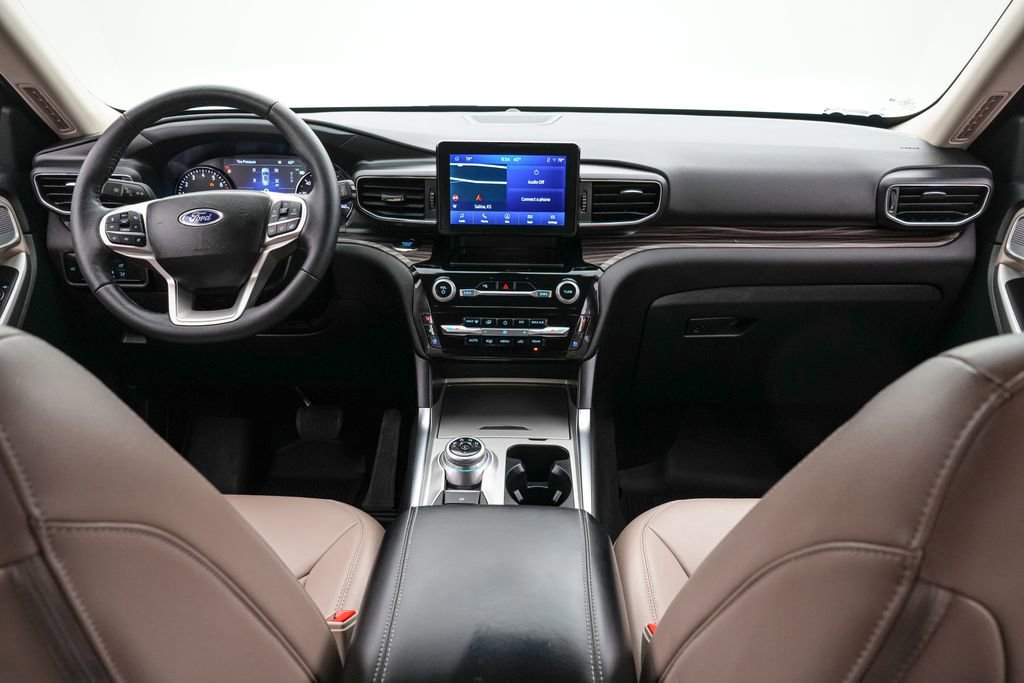 Certified 2024 Ford Explorer Limited w/ Equipment Group 301A image 14