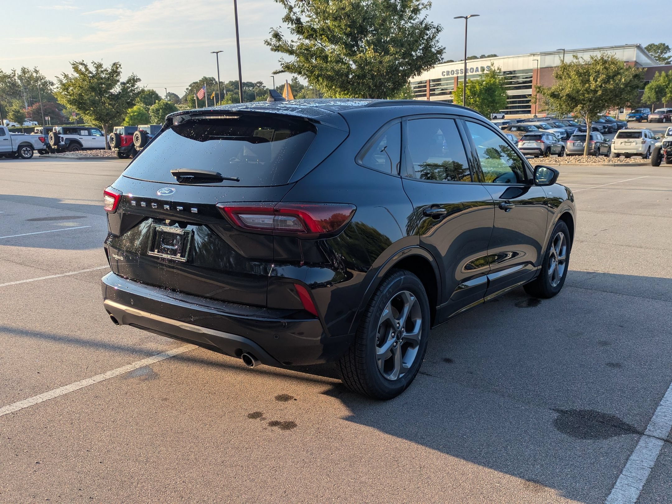 Certified 2024 Ford Escape ST-Line w/ Tech Pack #1 FWD image 4