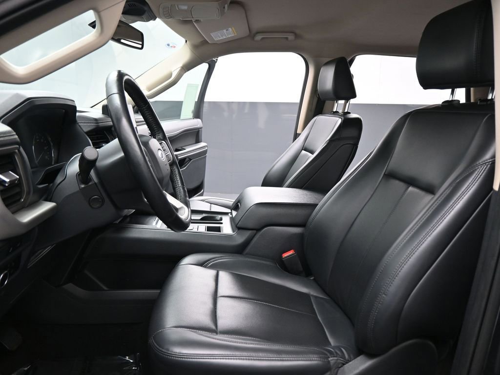 Certified 2024 Ford Expedition Max XLT image 35