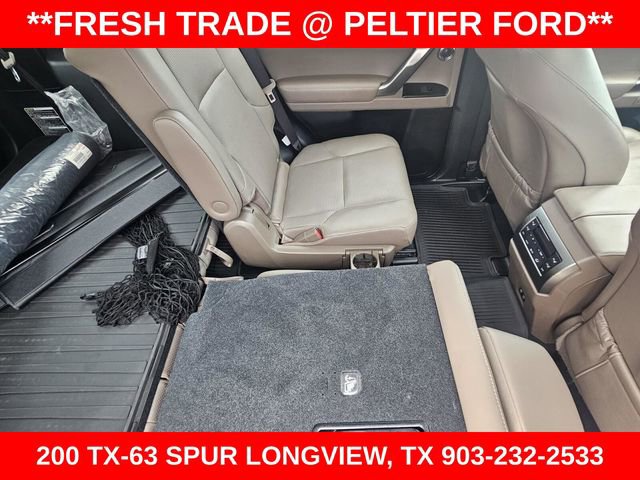 Used 2023 Lexus GX 460 Luxury w/ Sport Design Package AWD/4WD image 14