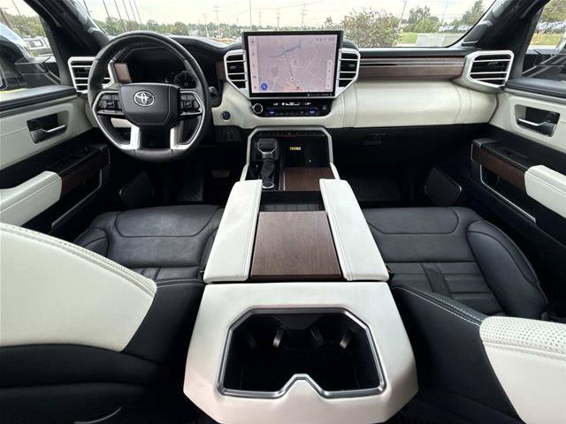 Used 2023 Toyota Sequoia Capstone AWD/4WD image 17