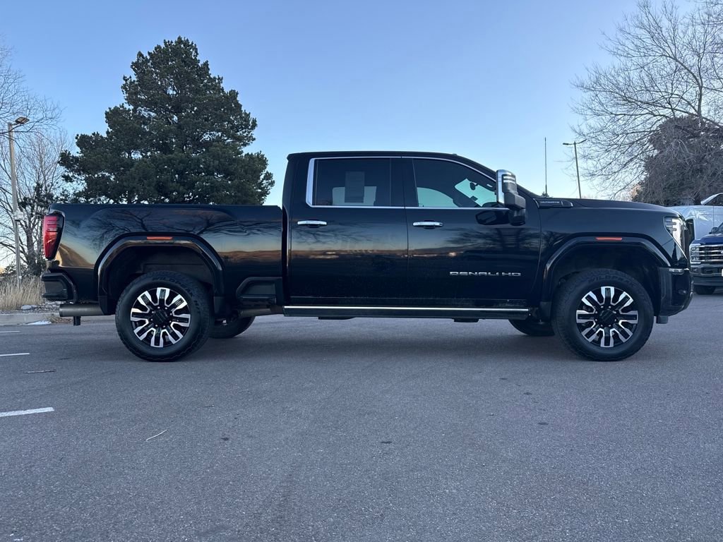 Used 2024 GMC Sierra 2500 Denali Ultimate image 6