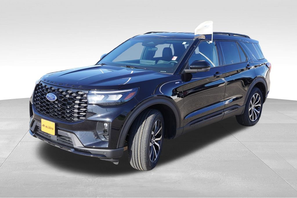 Certified 2025 Ford Explorer ST-Line AWD/4WD image 11