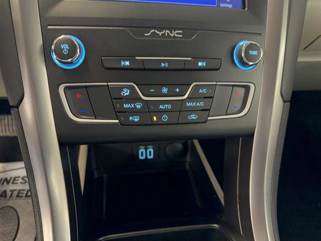 Certified 2020 Ford Fusion SE image 10