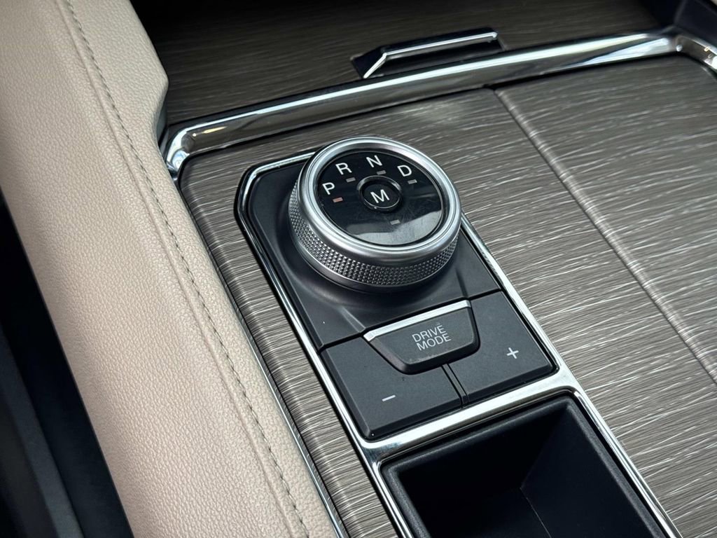 Certified 2022 Ford Expedition Limited RWD image 16