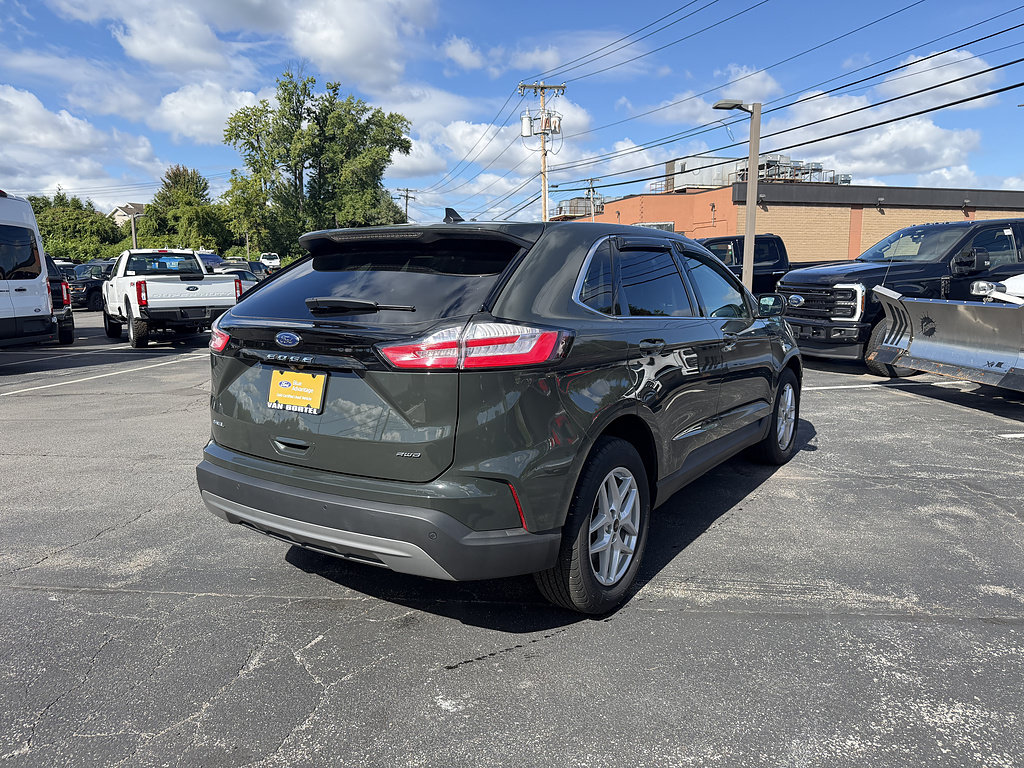 Certified 2024 Ford Edge SEL w/ Convenience Package AWD/4WD image 7