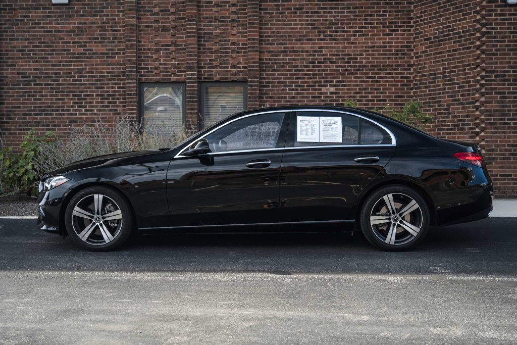 Used 2023 Mercedes-Benz C 300 4MATIC Sedan w/ Exclusive Trim Package image 3