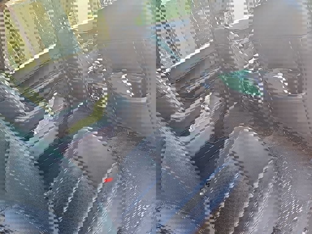 Certified 2020 Ford Expedition XLT w/ Equipment Group 202A image 7