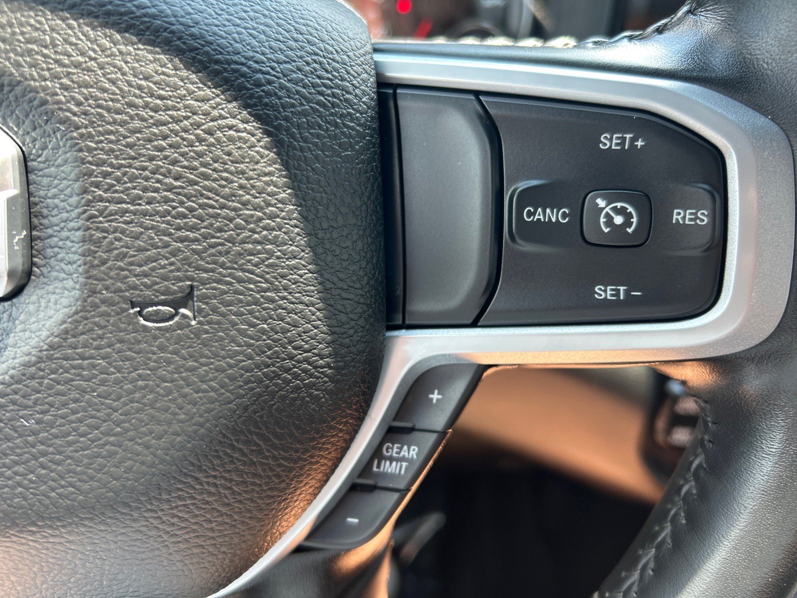 Used 2023 RAM 1500 Big Horn AWD/4WD image 25