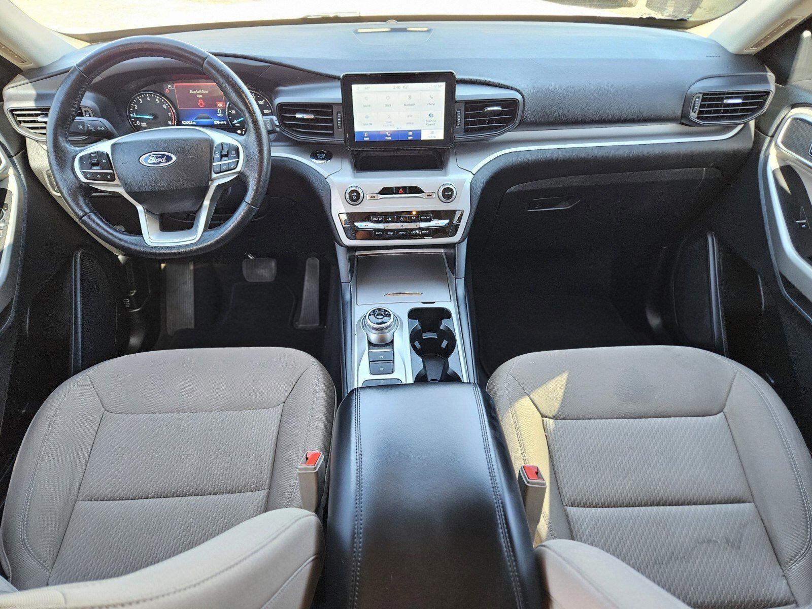 Certified 2023 Ford Explorer XLT image 13